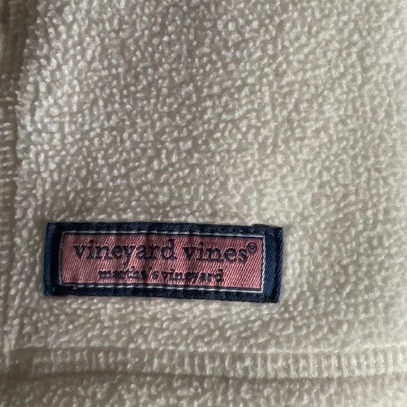 Vineyard Vines Ivory Fleece Vest - Picture 6 of 9